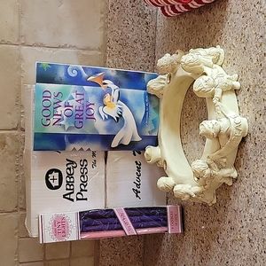 Abbey Press "Children All Over the World" Advent Wreath